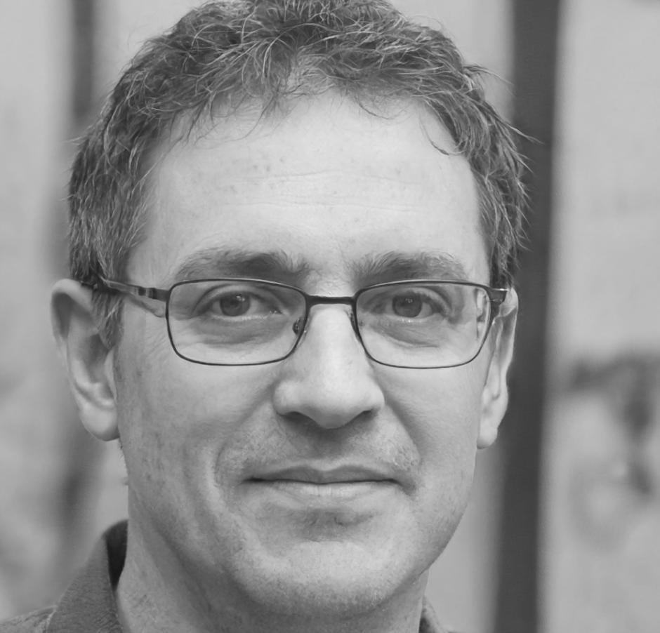 Ardian Saputra pengamat pasar modal Indonesia